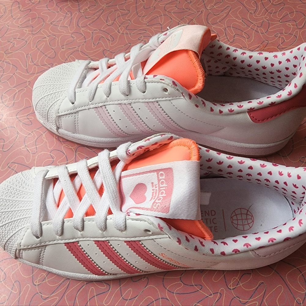 Adidas Superstar Size 5